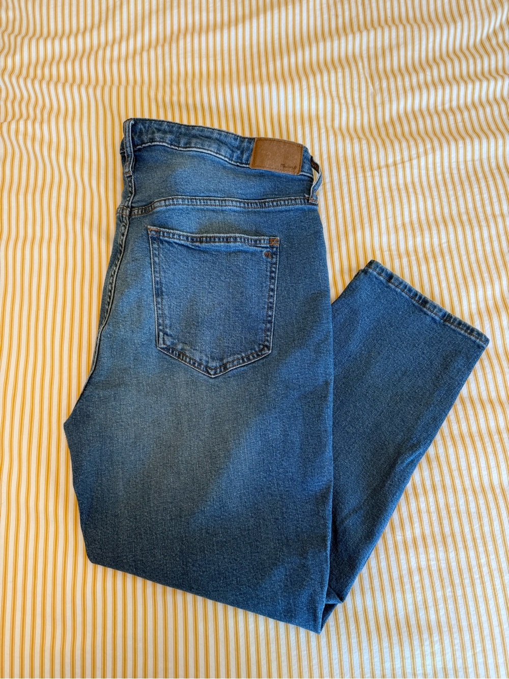 Madewell Women's The Perfect Vintage Crop Jean in Medium Blue Wash